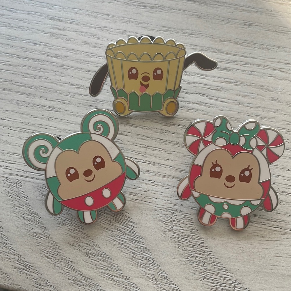 Disney Munchlings Trading Pins